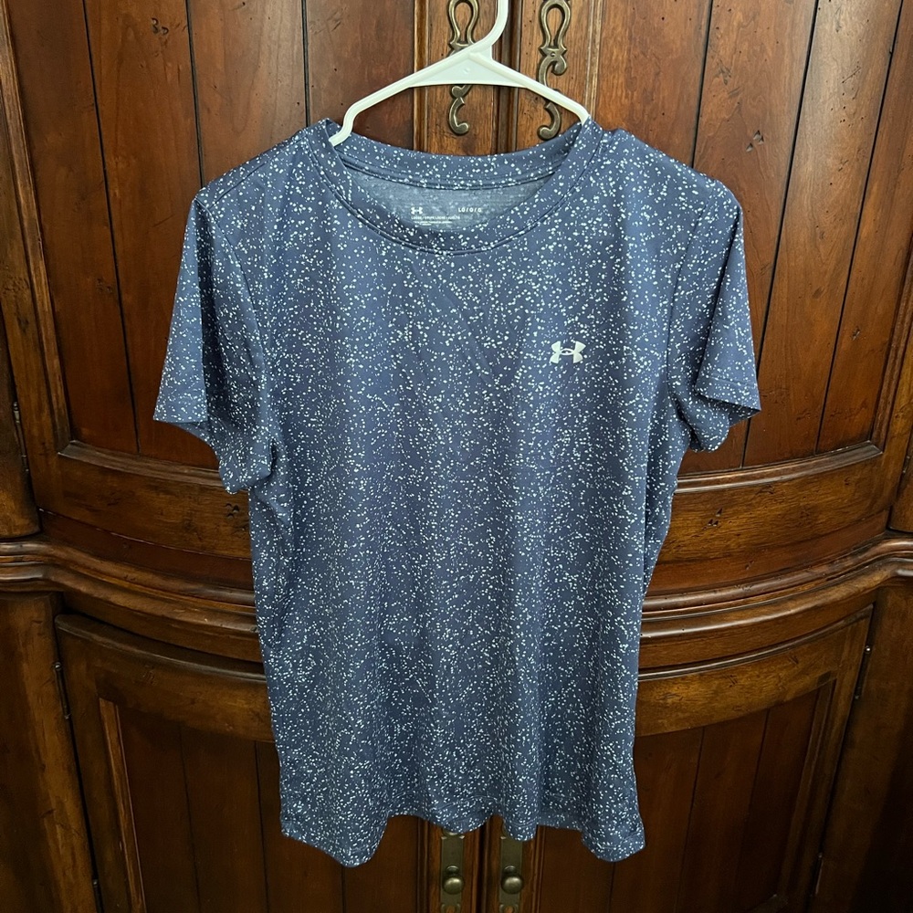 Under Armour. Large Blue